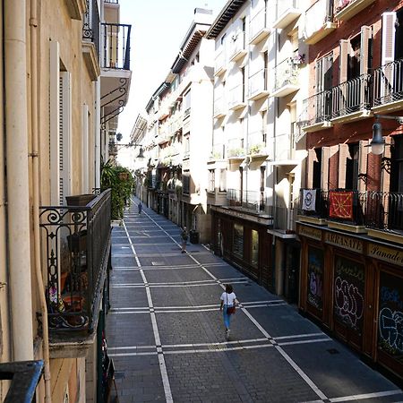 Espacioso Apartamento En El Centro De Παμπλόνα Εξωτερικό φωτογραφία