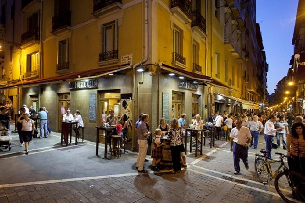 Espacioso Apartamento En El Centro De Παμπλόνα Εξωτερικό φωτογραφία